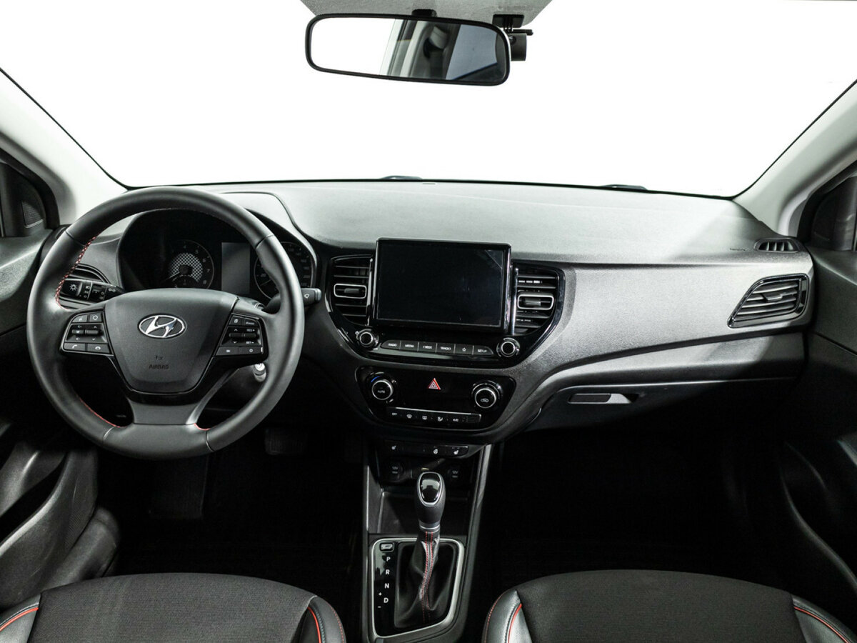 Solaris HS 2024 года с пробегом. Фото: #12