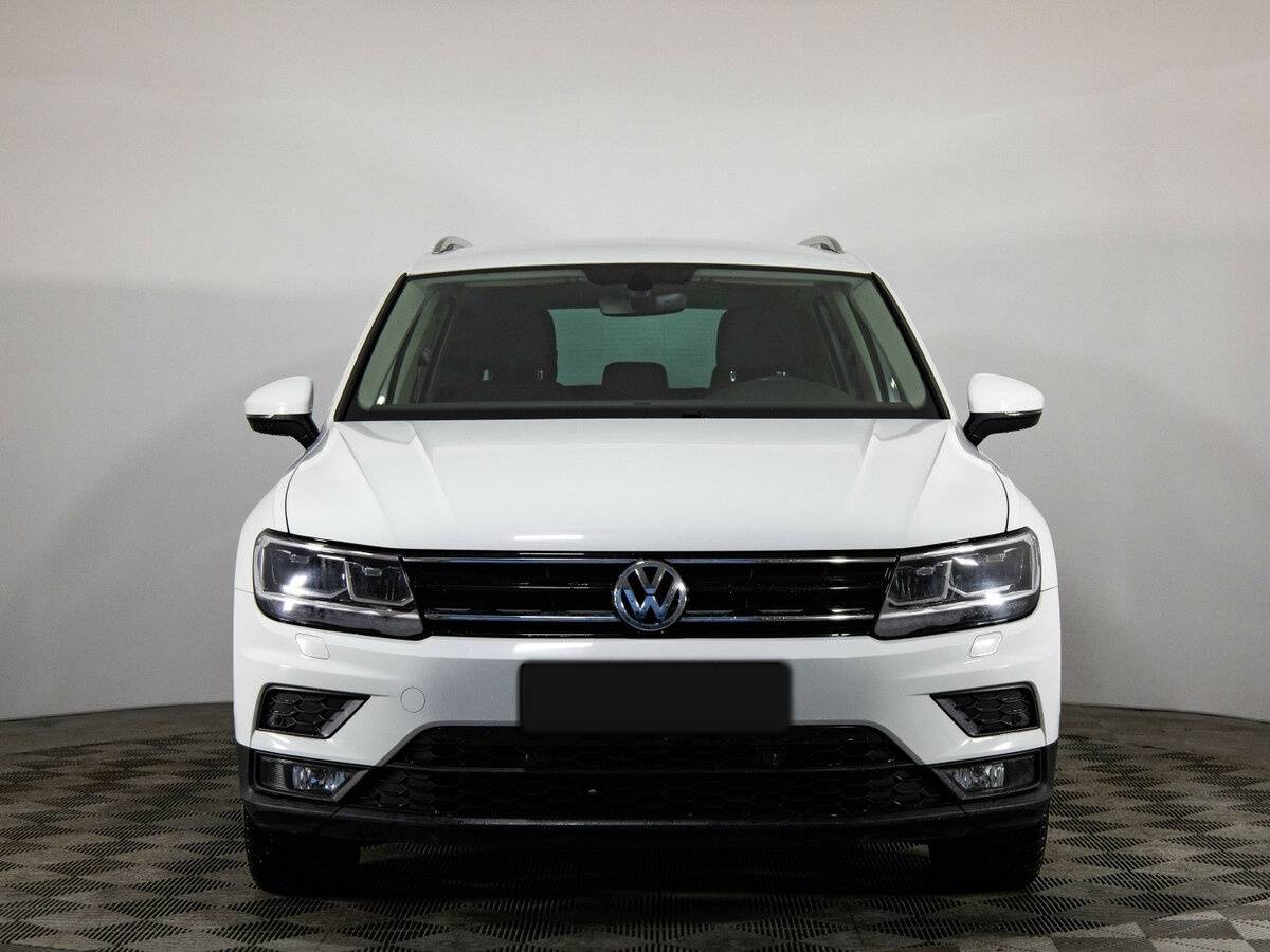 Volkswagen Tiguan 2018 года с пробегом. Фото: #1