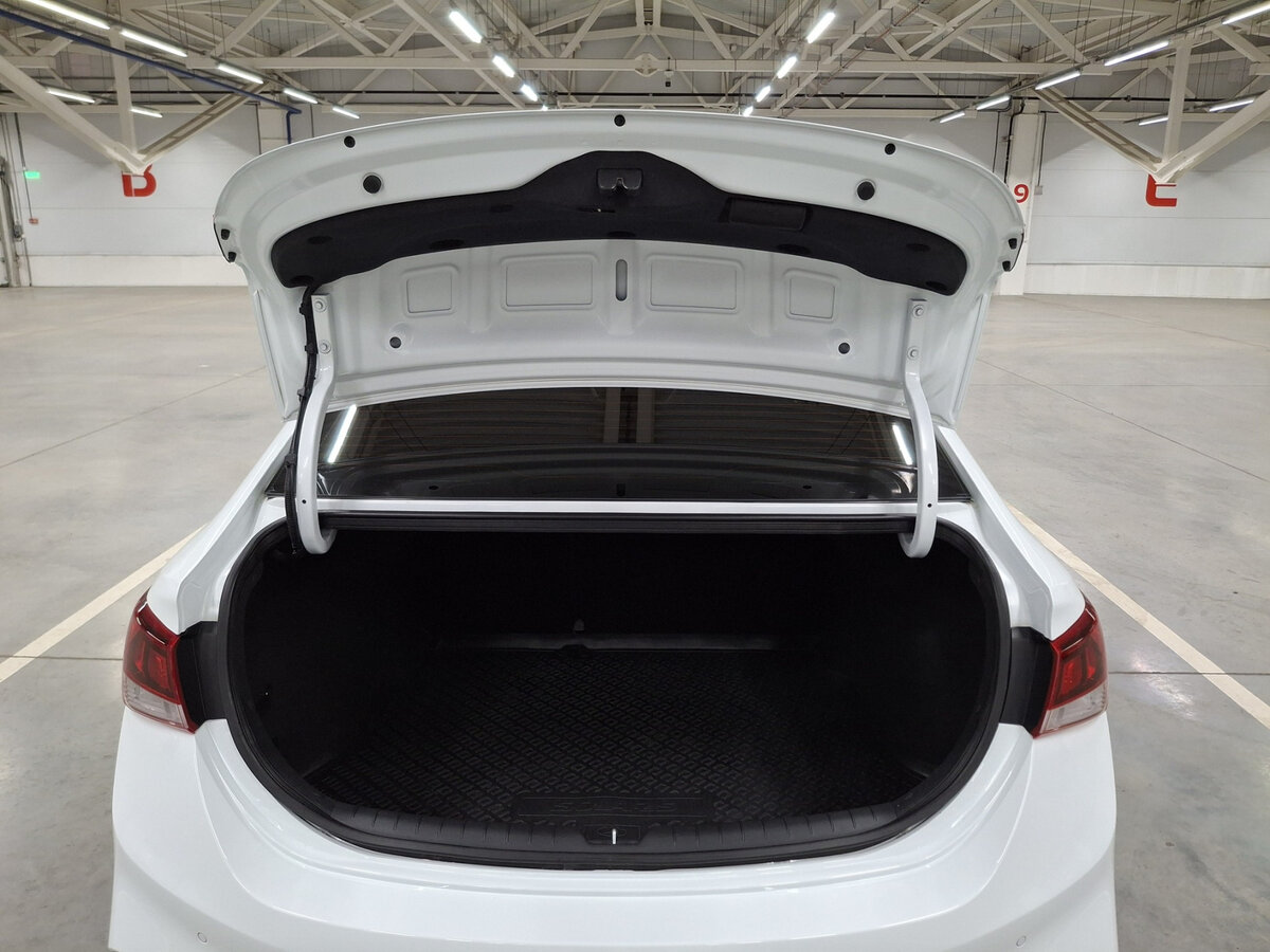 Hyundai Solaris 2017 года с пробегом. Фото: #9