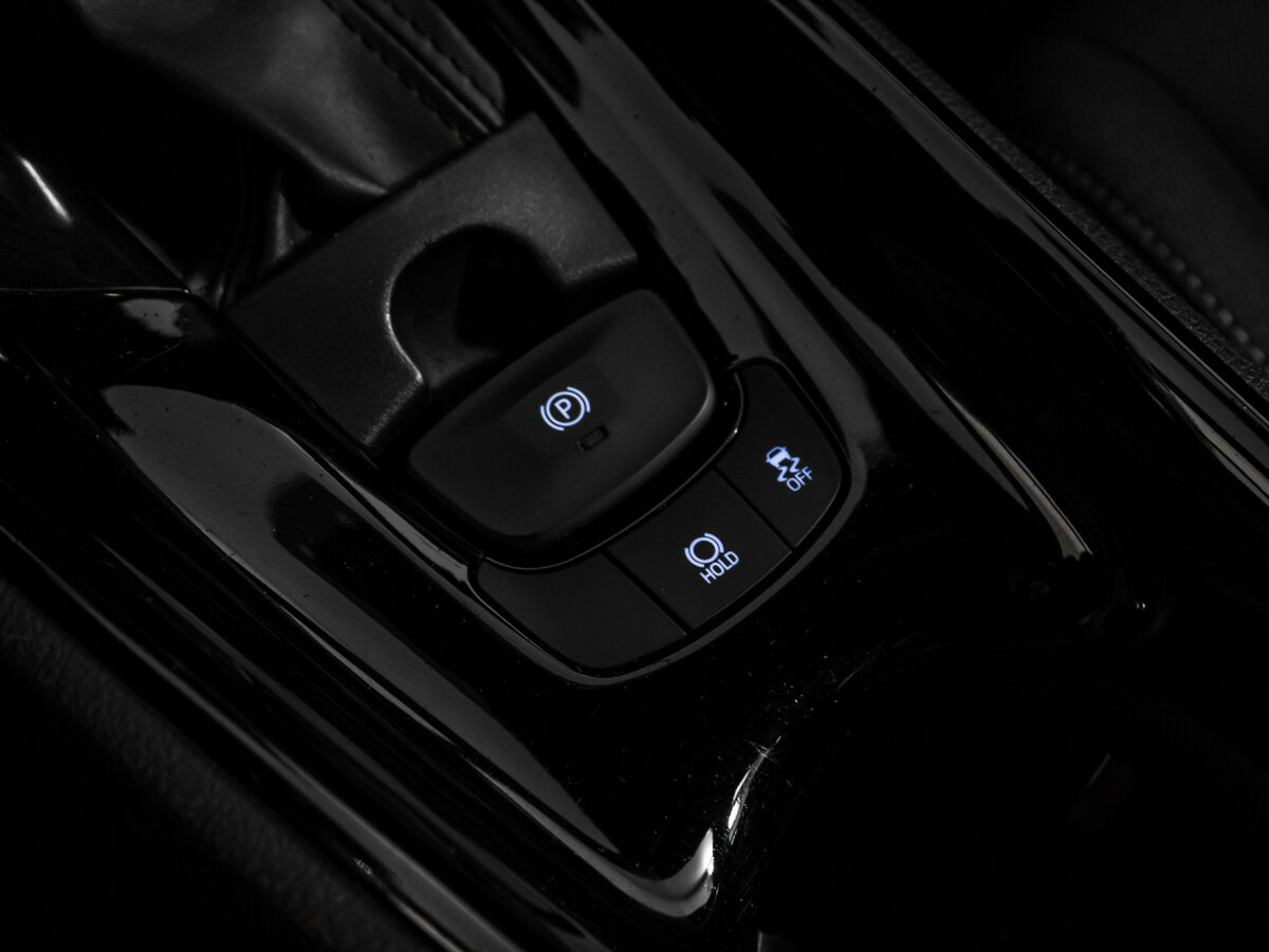 Toyota C-HR 2019 года с пробегом. Фото: #17