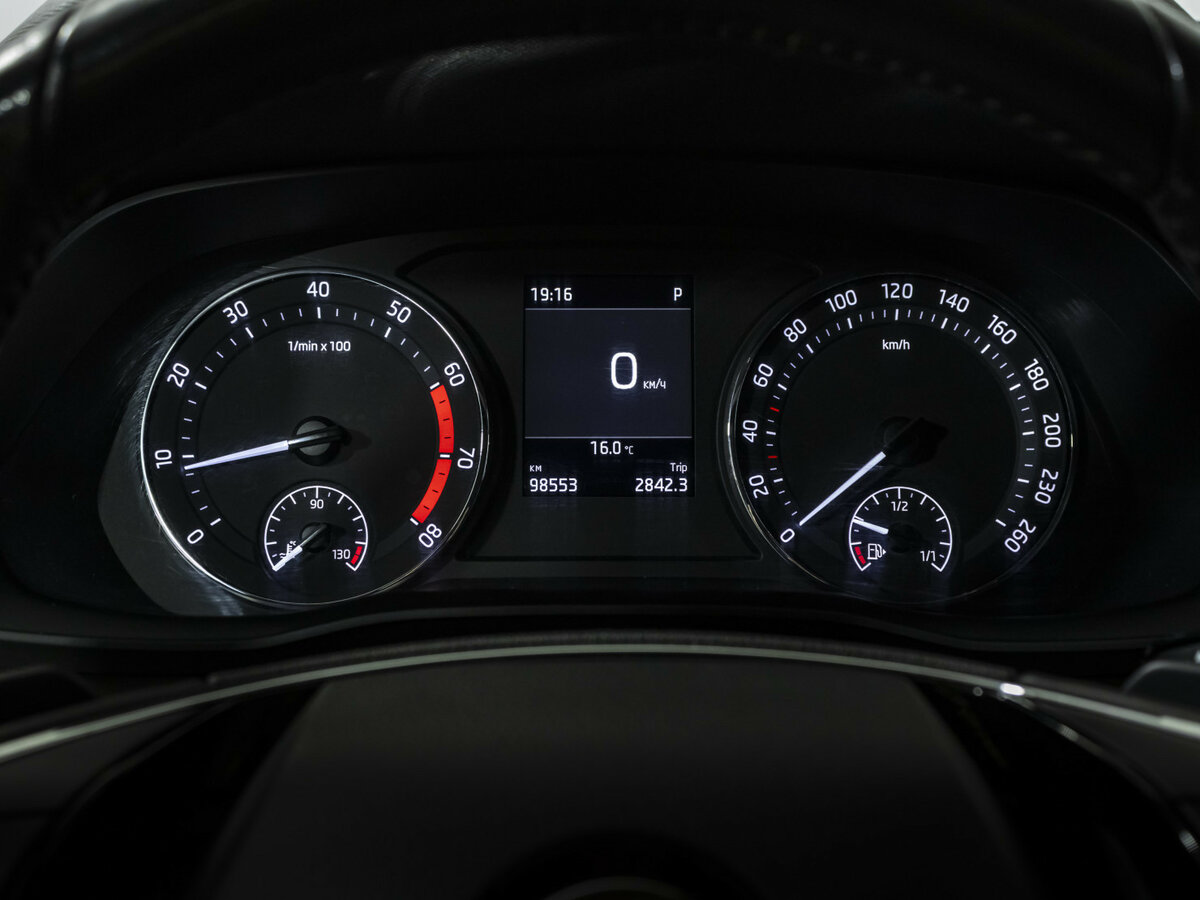 Skoda Octavia 2020 года с пробегом. Фото: #9