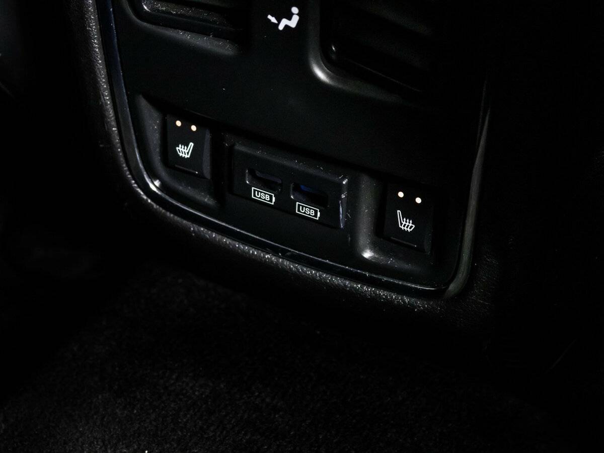 Jeep Grand Cherokee 2014 года с пробегом. Фото: #23