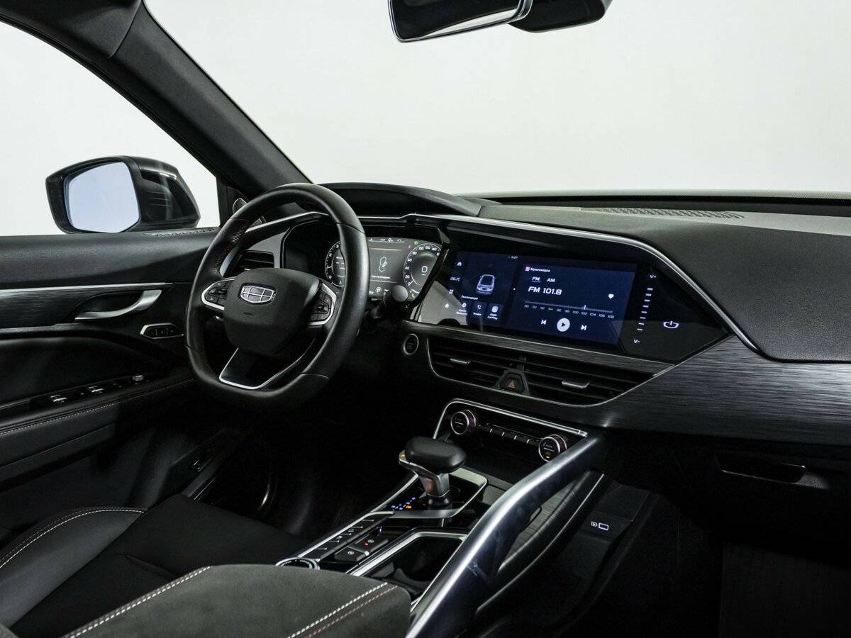 Geely Tugella 2023 года с пробегом. Фото: #6