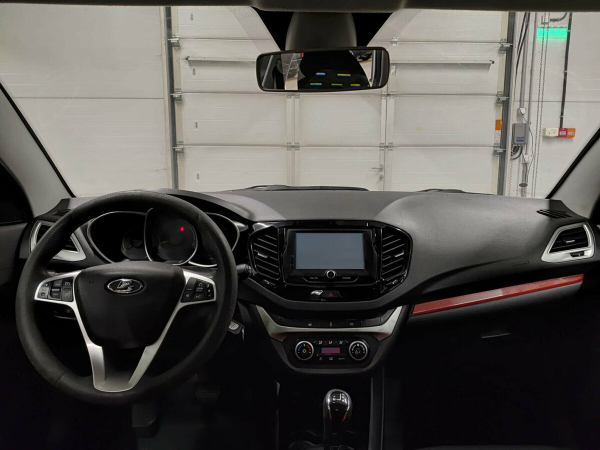 Lada (ВАЗ) Vesta 2018 года с пробегом. Фото: #13