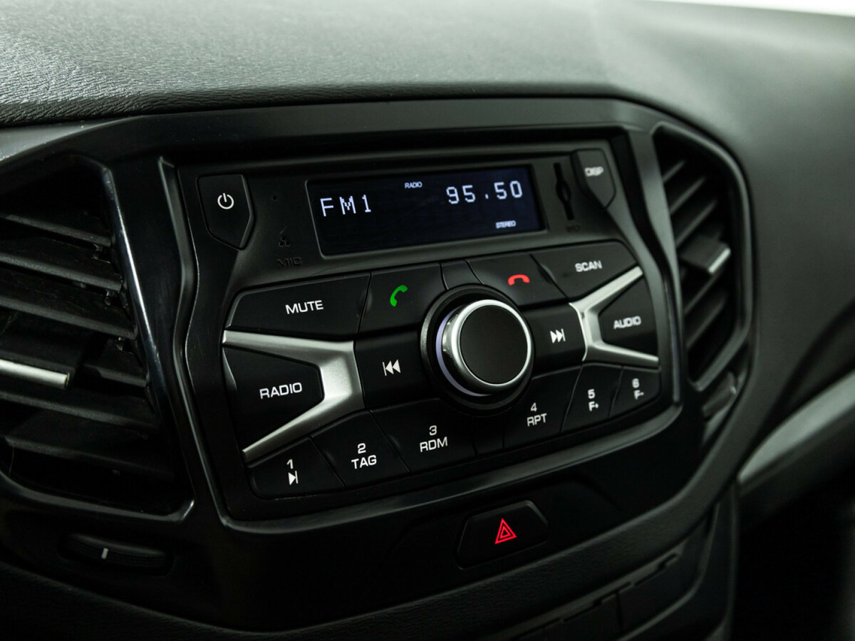 Б/У Лада (ВАЗ) Веста 2020 года. Фото: #14