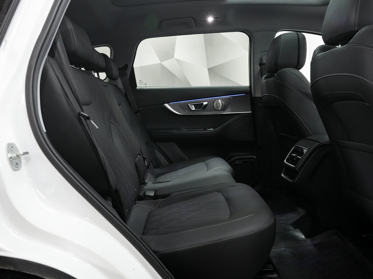Chery Tiggo 8 Pro Max 2023 года с пробегом. Фото: #15