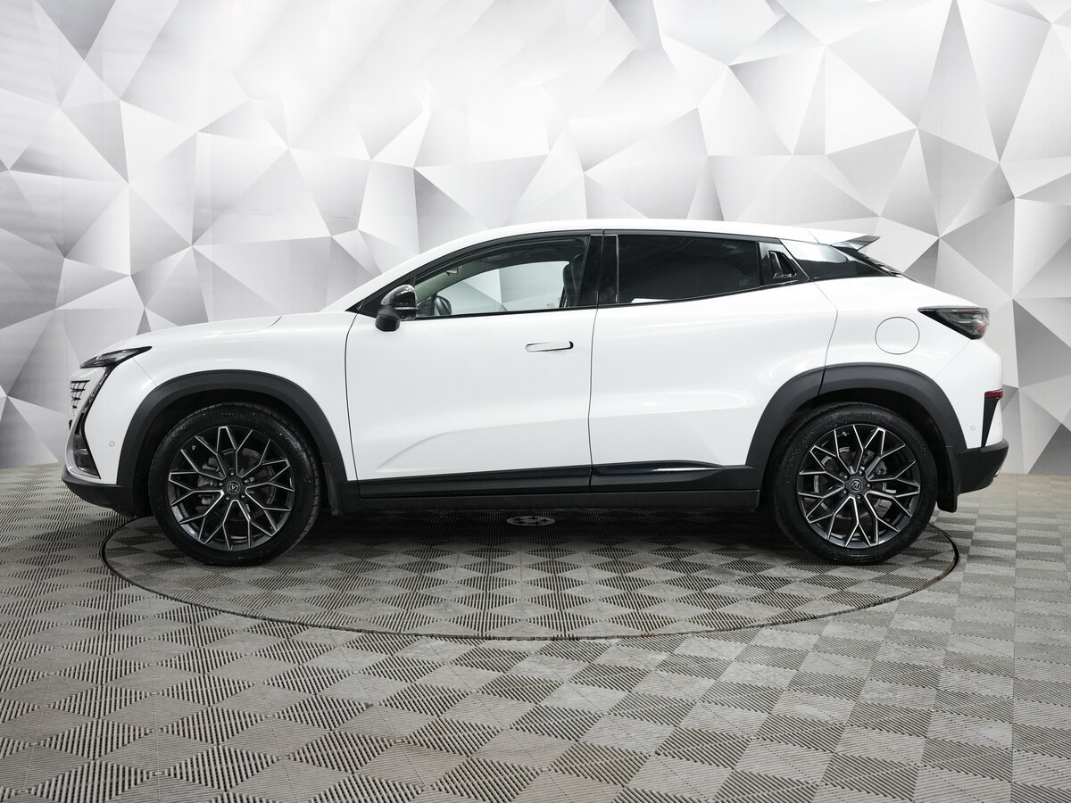 Changan UNI-T 2024 года с пробегом. Фото: #1