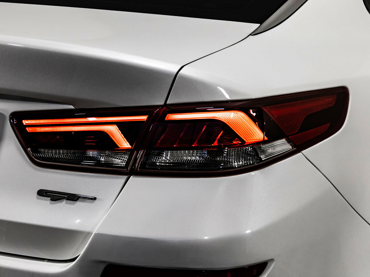 Б/У Киа Оптима 2018 года. Фото: #9