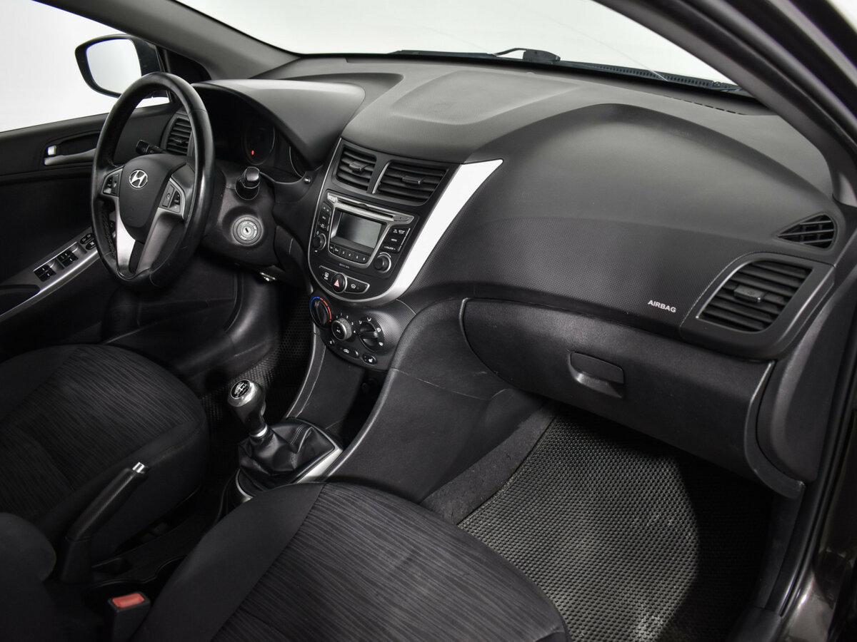 Hyundai Solaris 2016 года с пробегом. Фото: #11