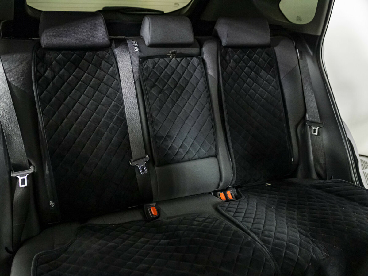 Toyota RAV4 2020 года с пробегом. Фото: #12