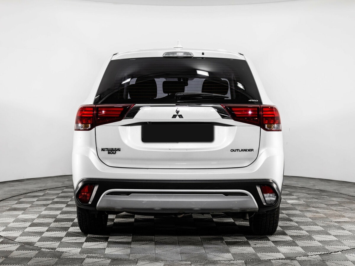 Mitsubishi Outlander 2018 года с пробегом. Фото: #5