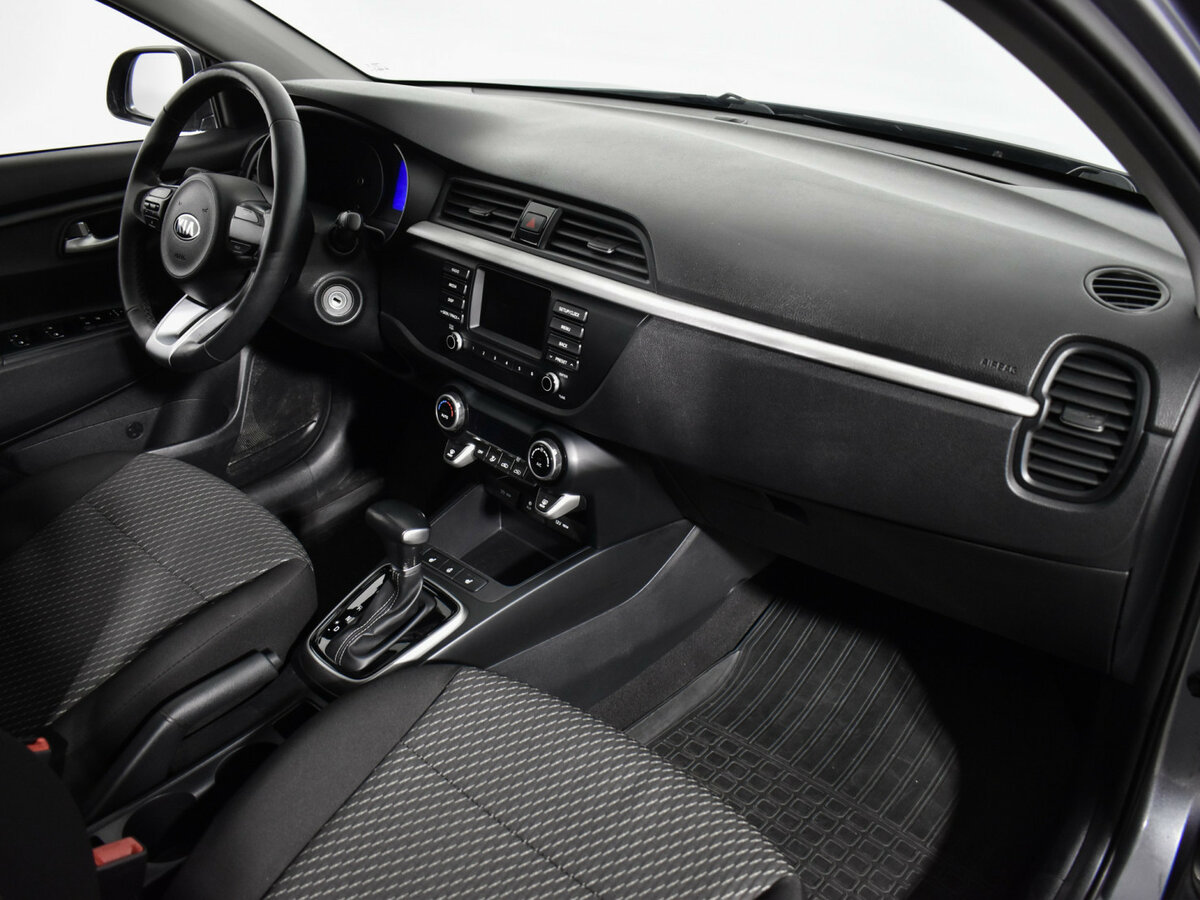 Б/У Киа Рио 2018 года. Фото: #11