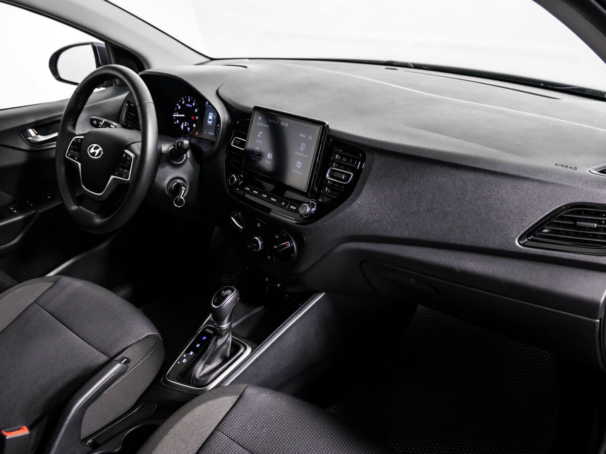 Solaris HS 2024 года с пробегом. Фото: #8