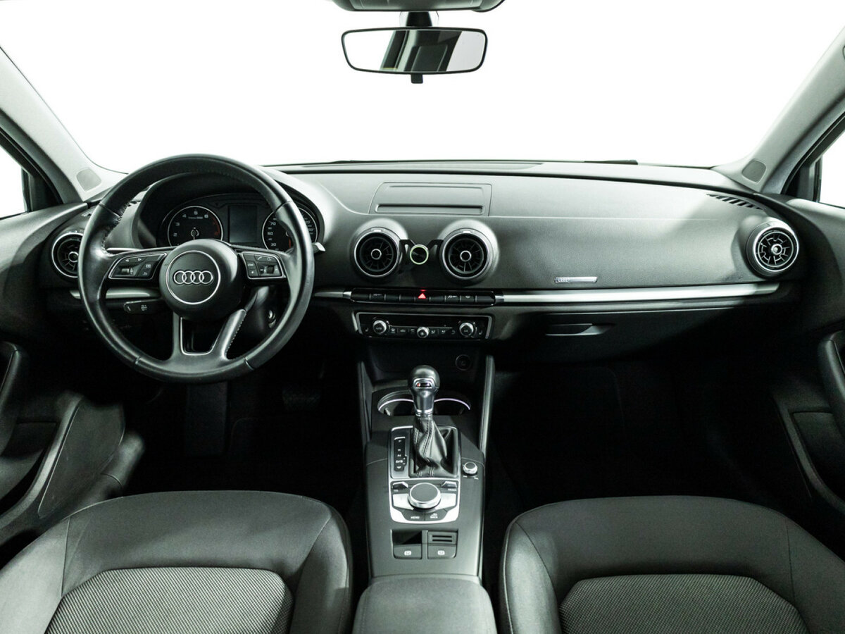 Audi A3 2018 года с пробегом. Фото: #12