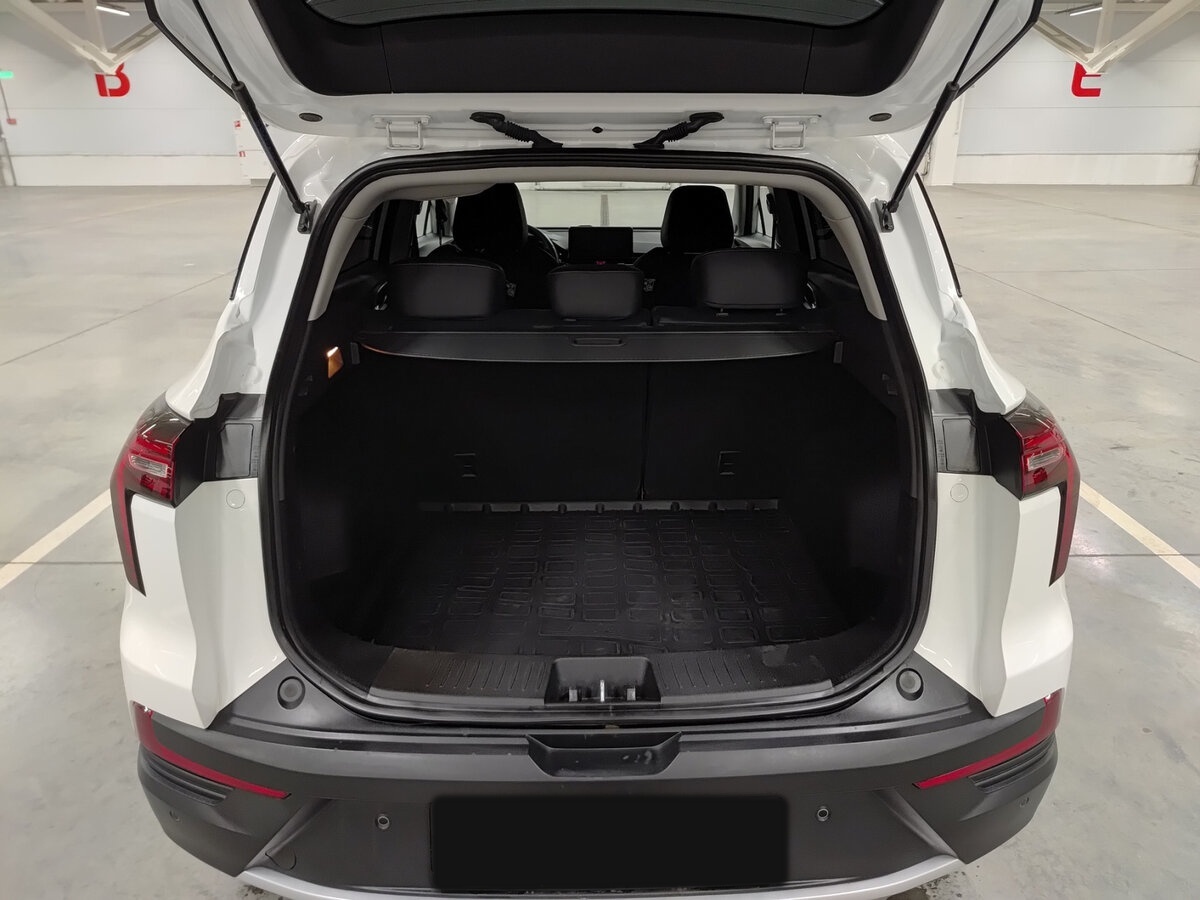 Москвич 3 2023 года с пробегом. Фото: #9