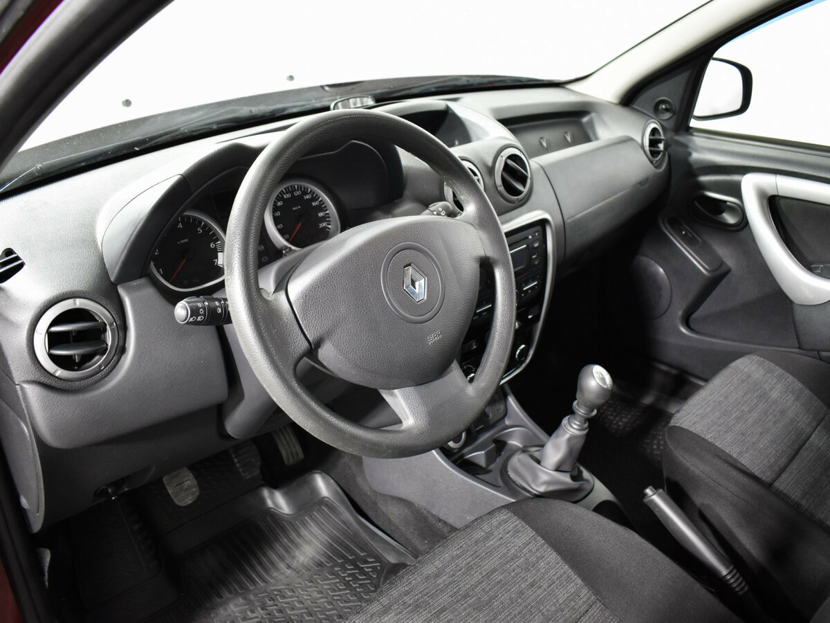 Б/У Рено Дастер 2013 года. Фото: #8