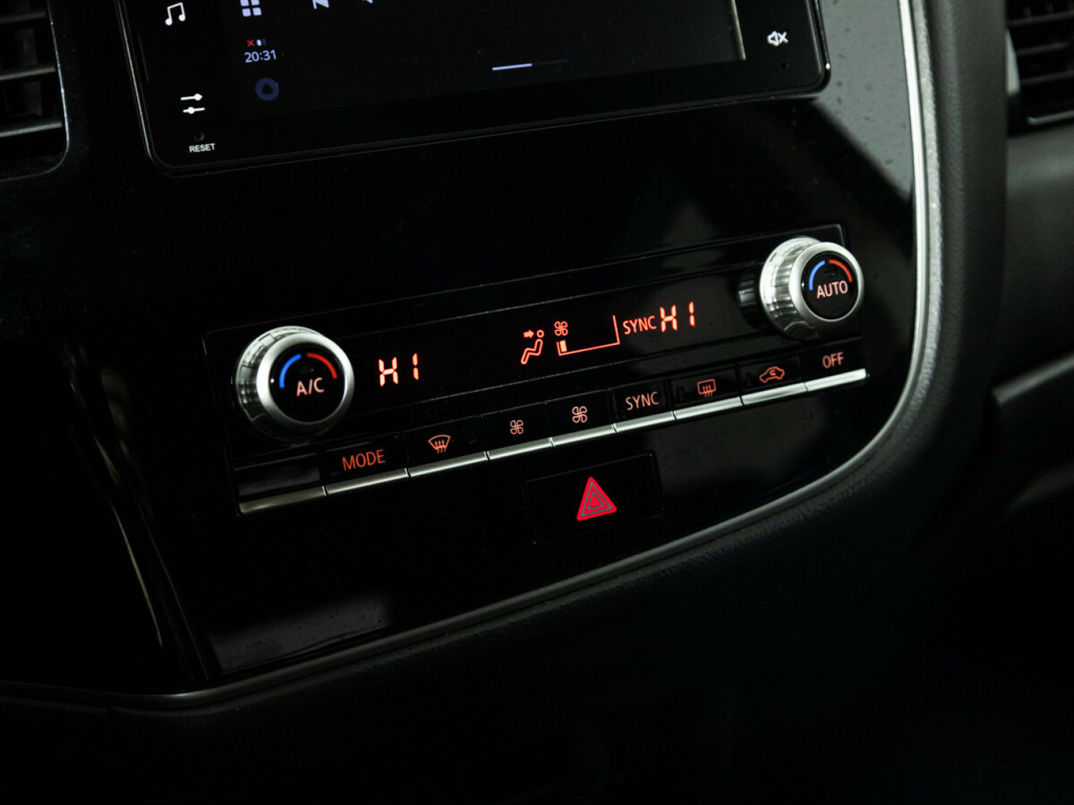Mitsubishi Outlander 2020 года с пробегом. Фото: #13
