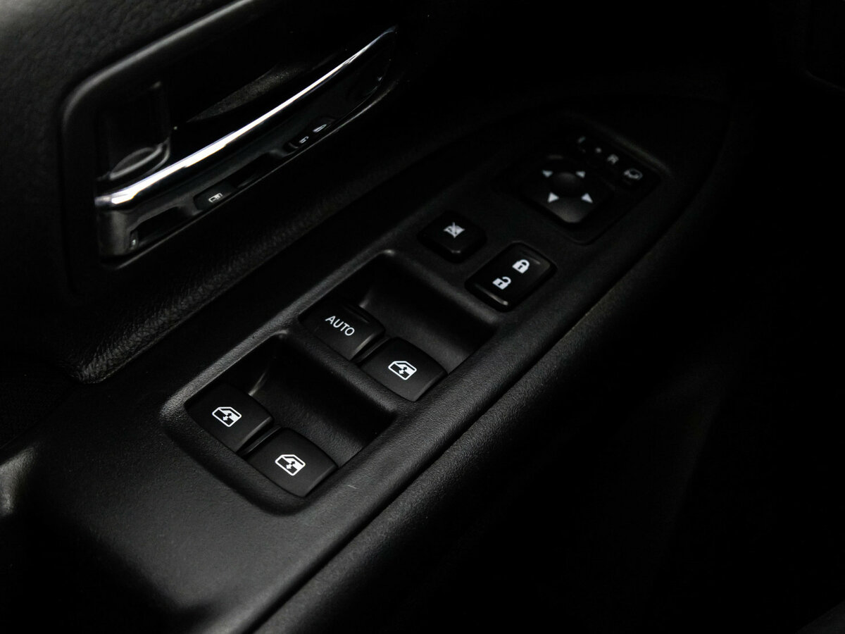 Б/У Митсубиши Оутлэндер 2018 года. Фото: #16