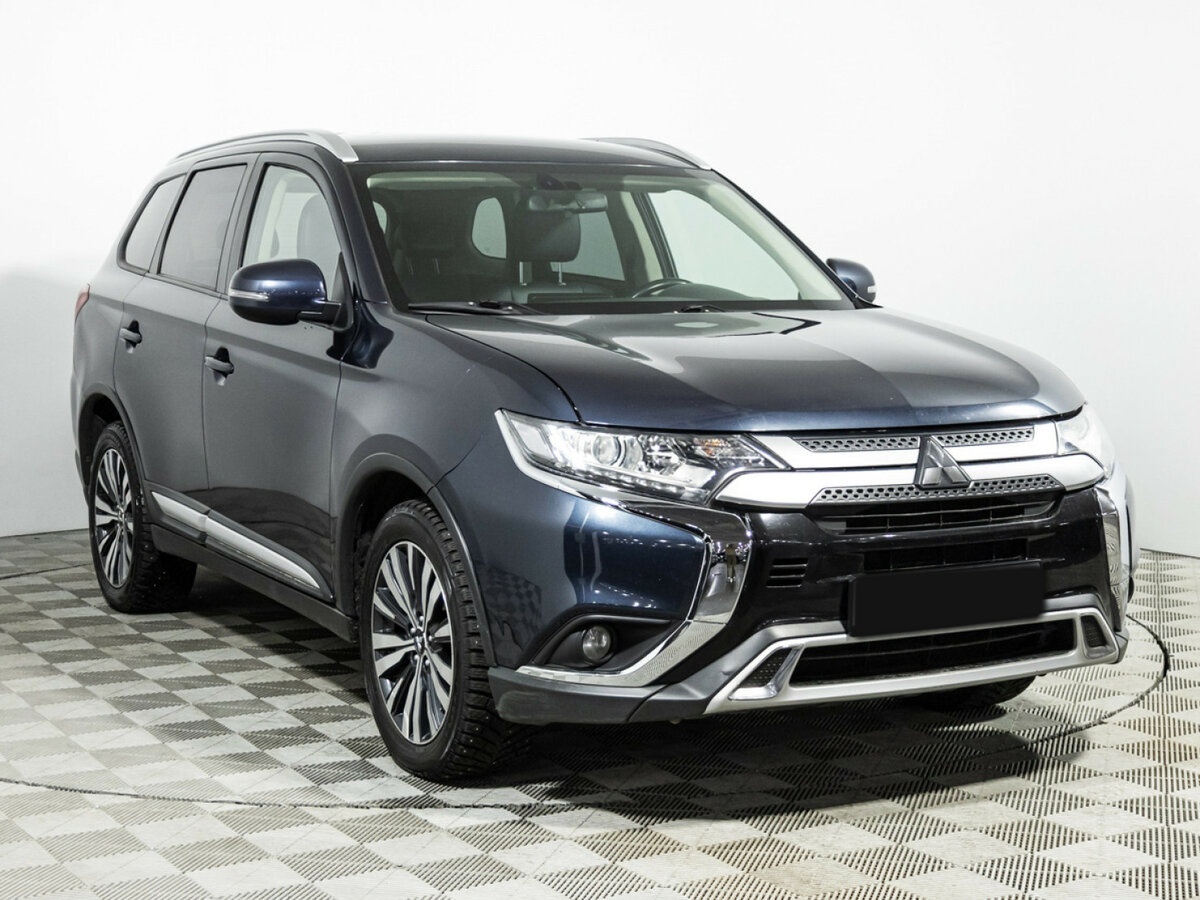 Mitsubishi Outlander 2019 года с пробегом. Фото: #2