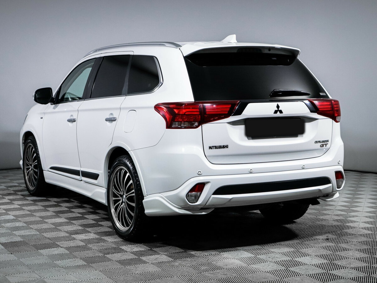 Mitsubishi Outlander 2018 года с пробегом. Фото: #6