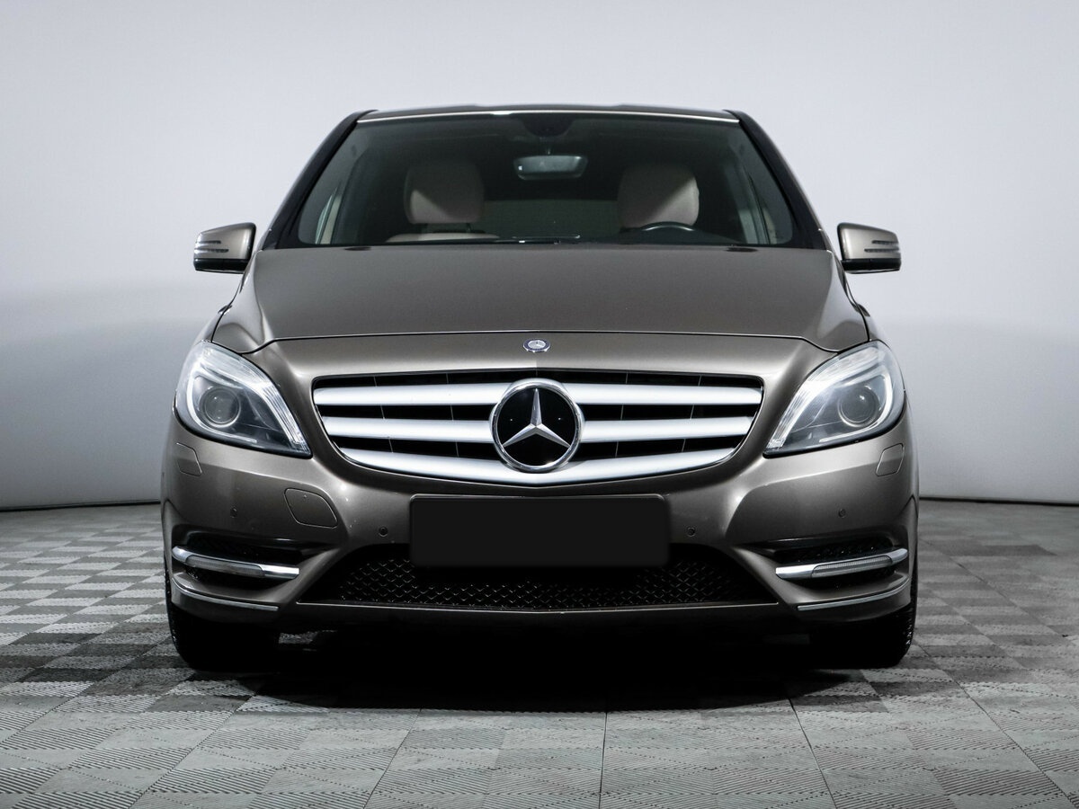 Mercedes-Benz B-Класс 2013 года с пробегом. Фото: #1