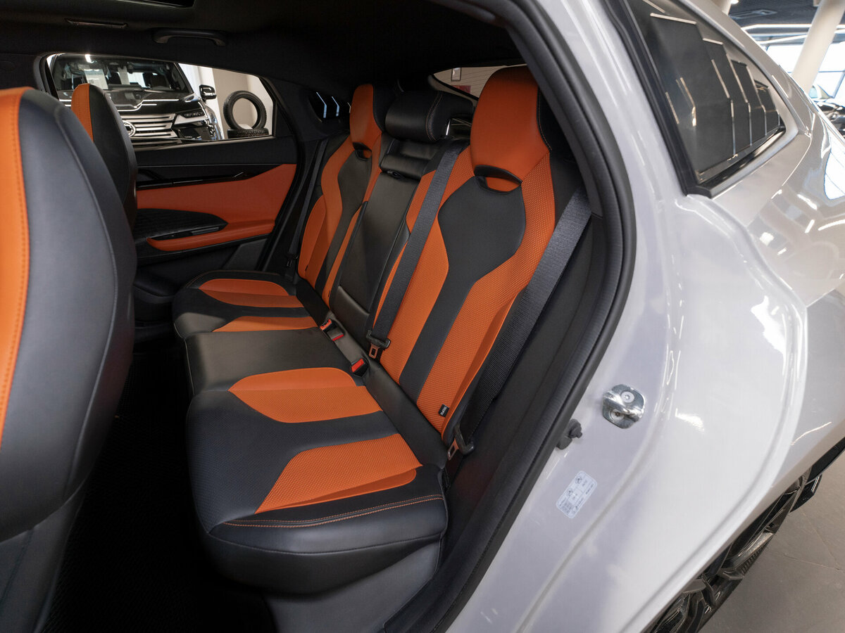 Changan UNI-V 2023 года с пробегом. Фото: #12