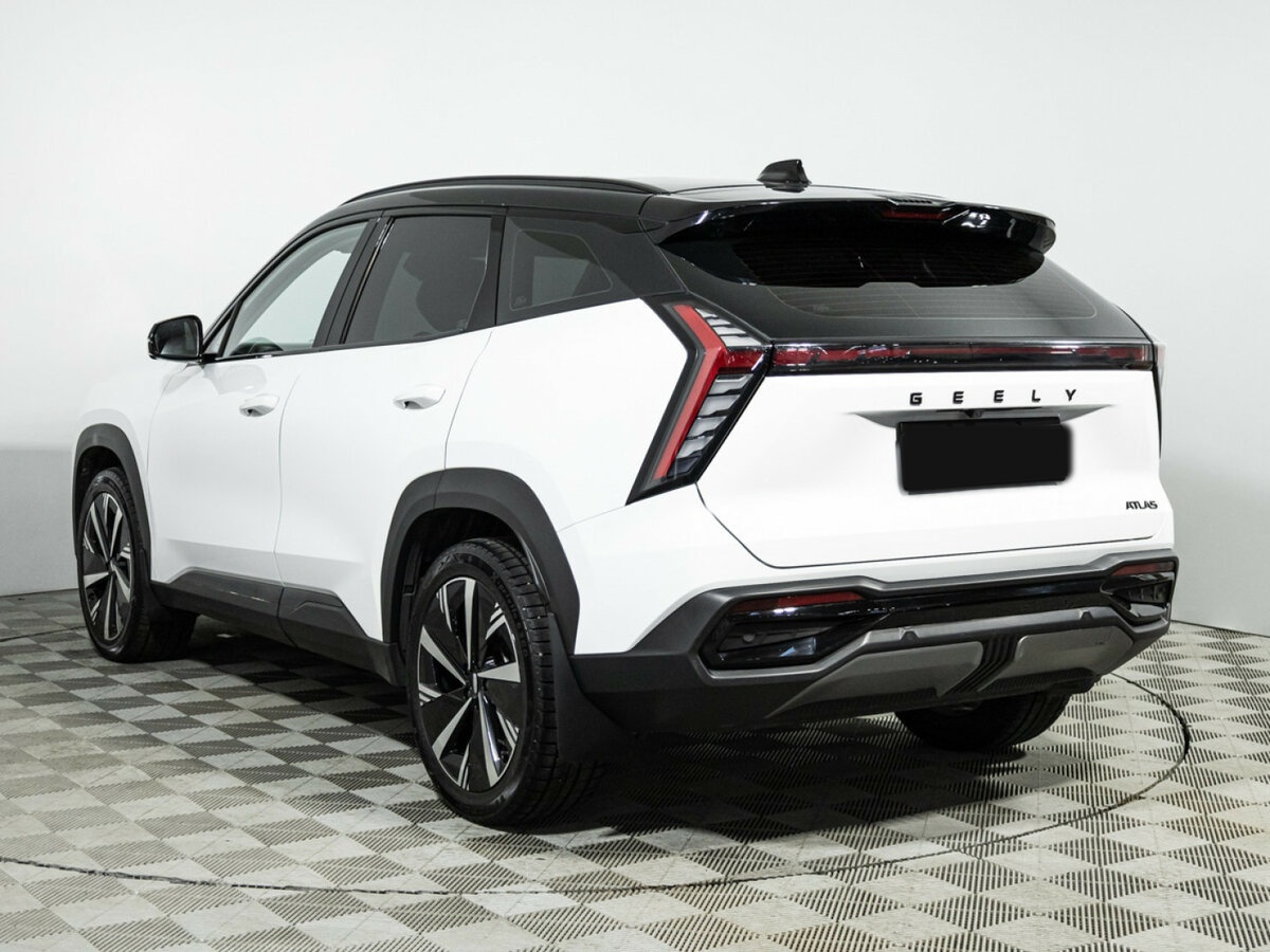 Geely Atlas 2023 года с пробегом. Фото: #5