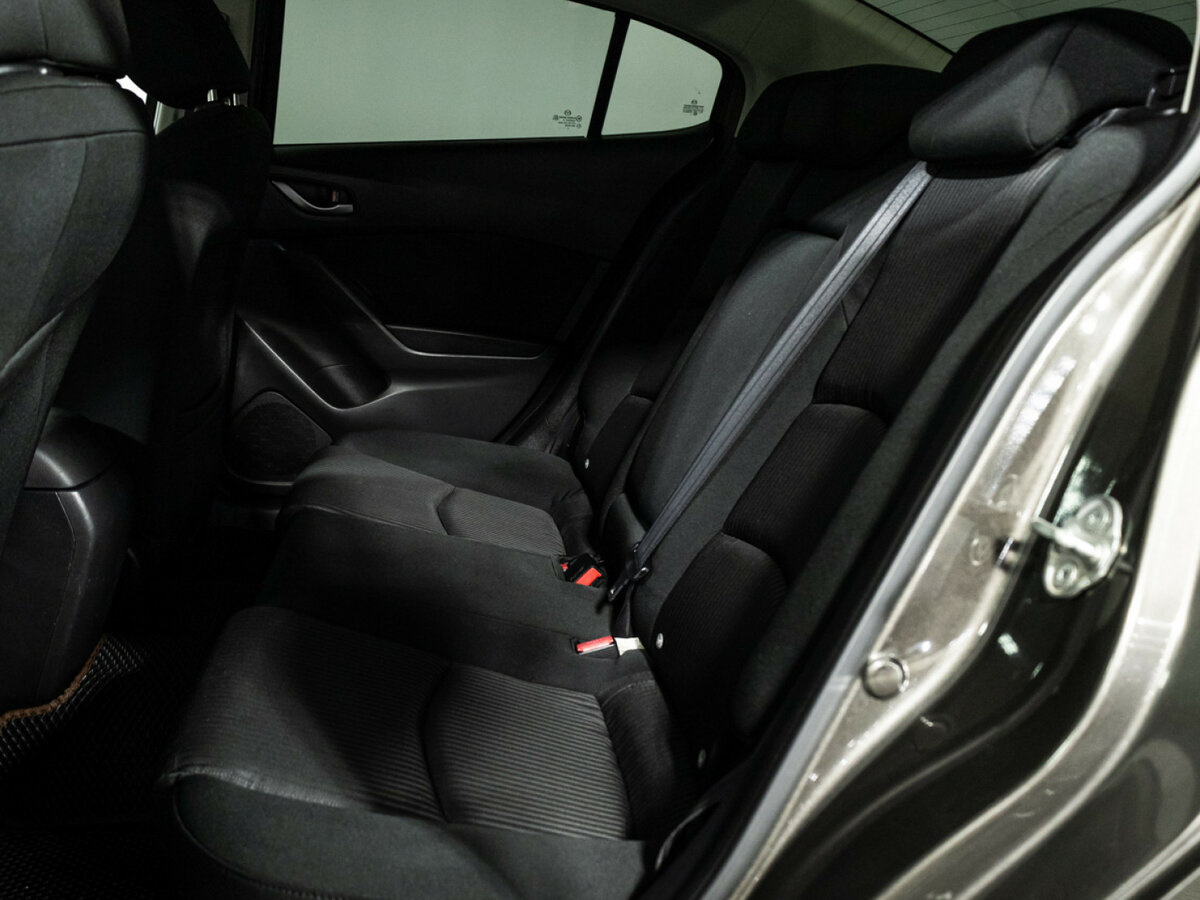 Б/У Мазда 3 2014 года. Фото: #9