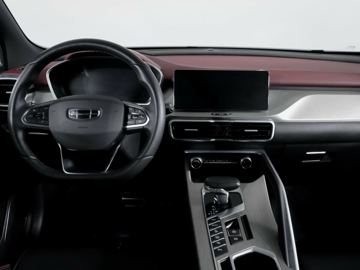 Geely Coolray 2023 года с пробегом. Фото: #11