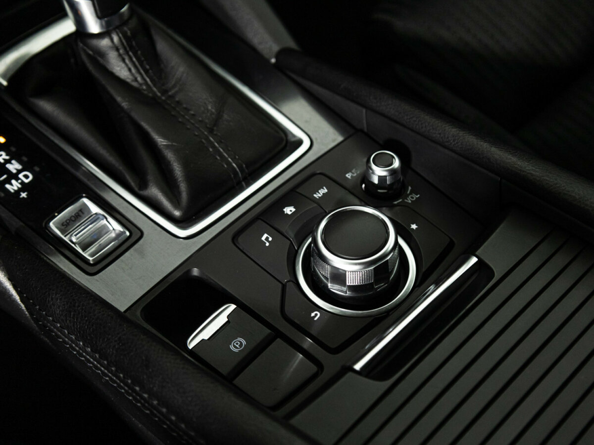 Б/У Мазда 6 2017 года. Фото: #16