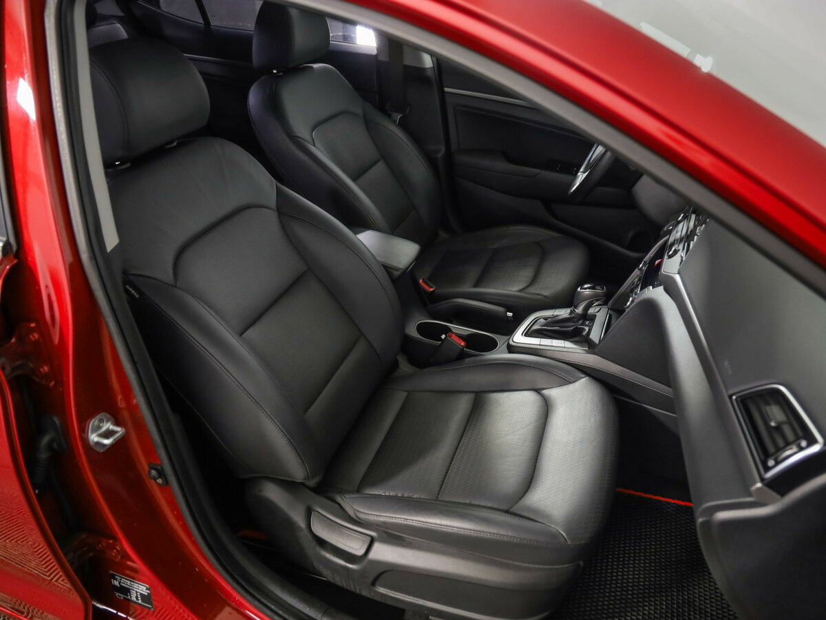 Hyundai Elantra 2016 года с пробегом. Фото: #17