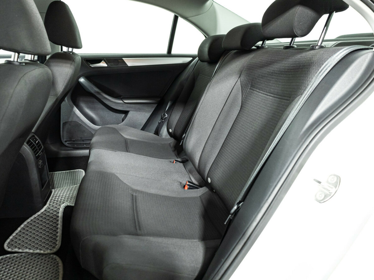 Б/У Фольксваген Джетта 2017 года. Фото: #7