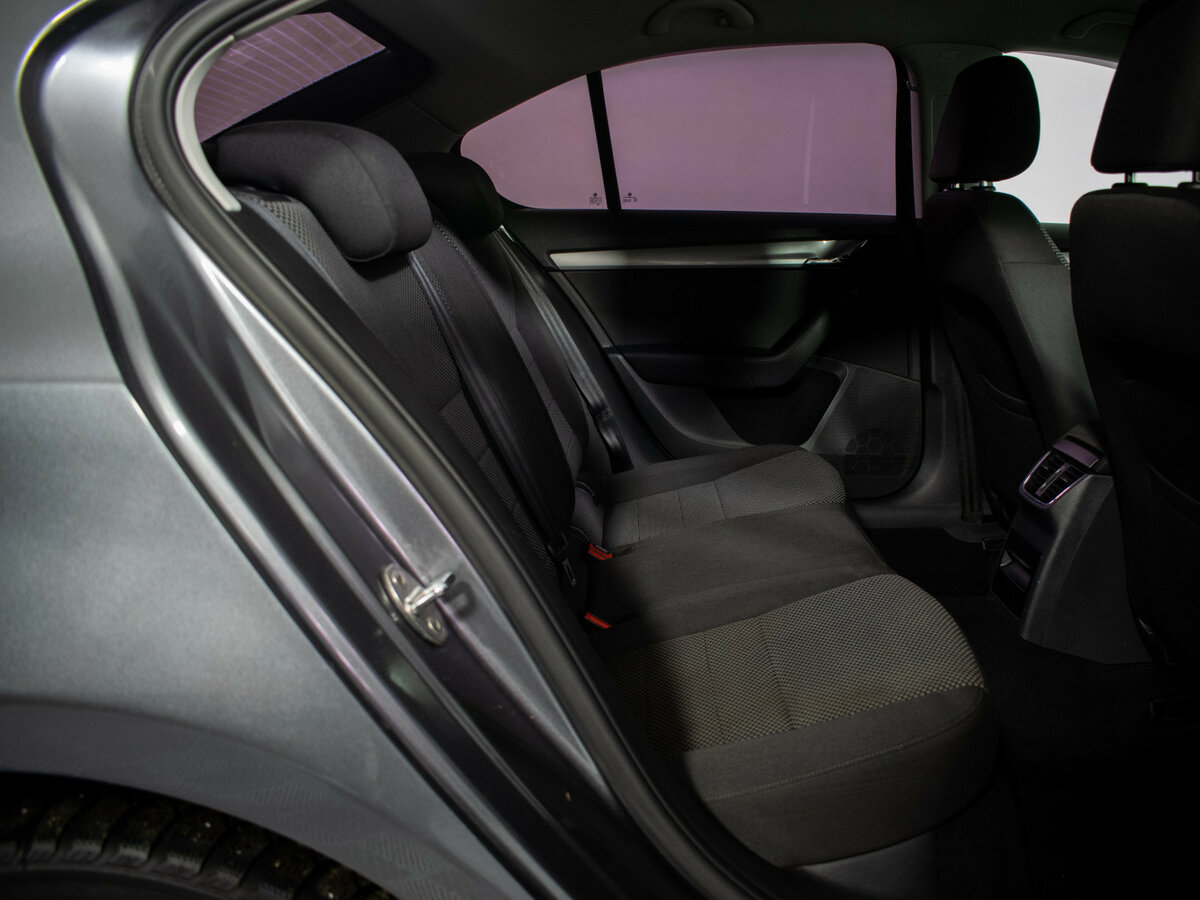 Б/У Шкода Октавия 2014 года. Фото: #6