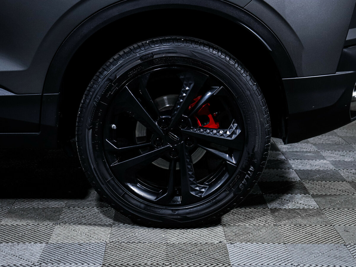 Geely Coolray 2024 года с пробегом. Фото: #12