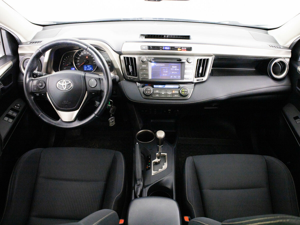 Toyota RAV4 2013 года с пробегом. Фото: #10