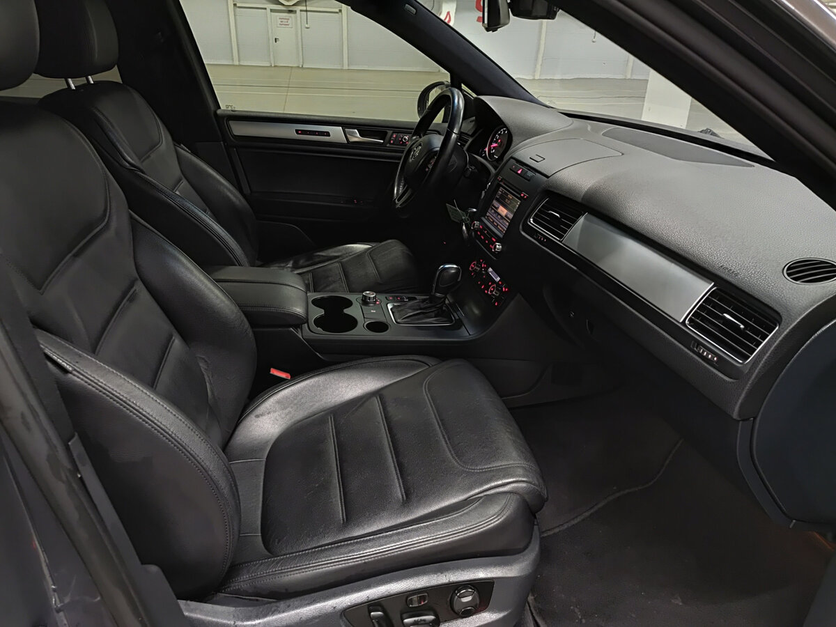 Volkswagen Touareg 2012 года с пробегом. Фото: #10