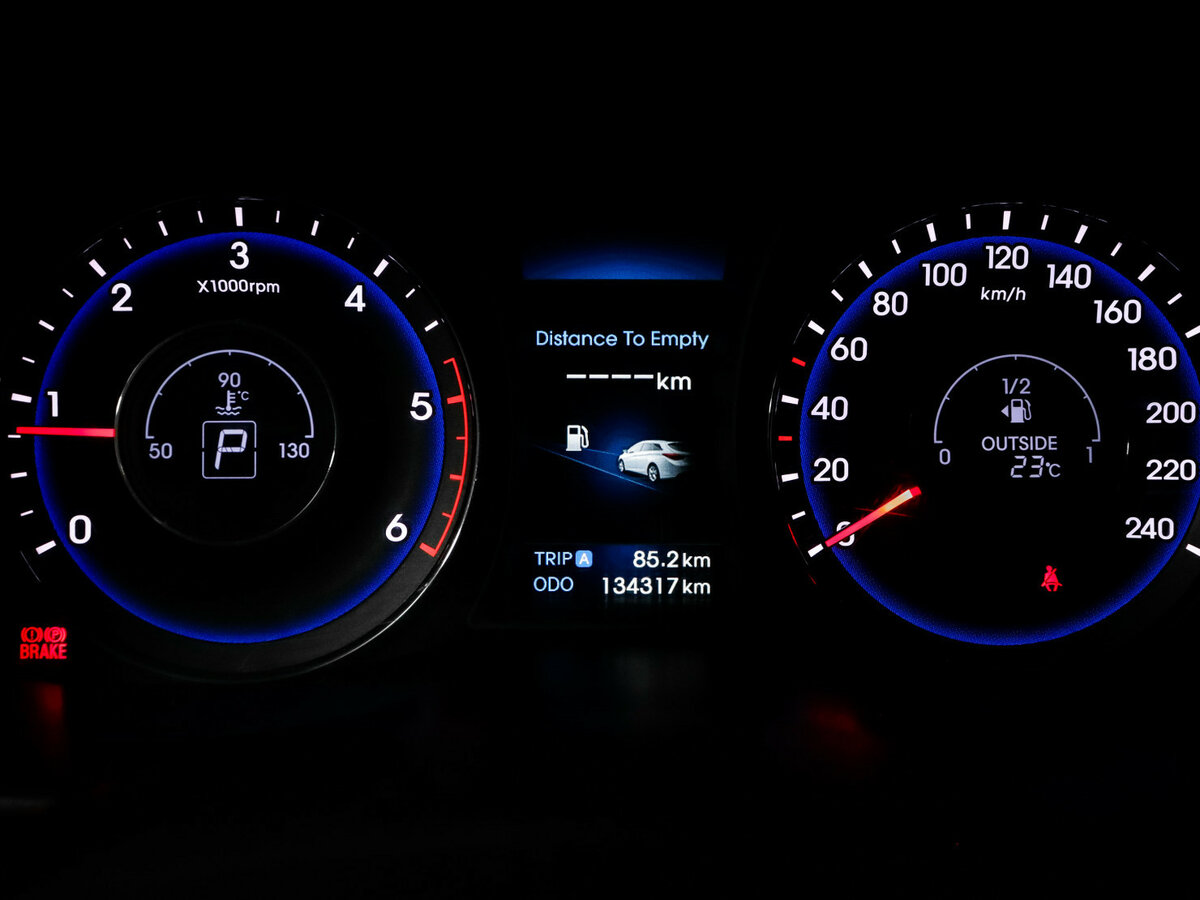 Б/У Хендай ай40 2014 года. Фото: #8