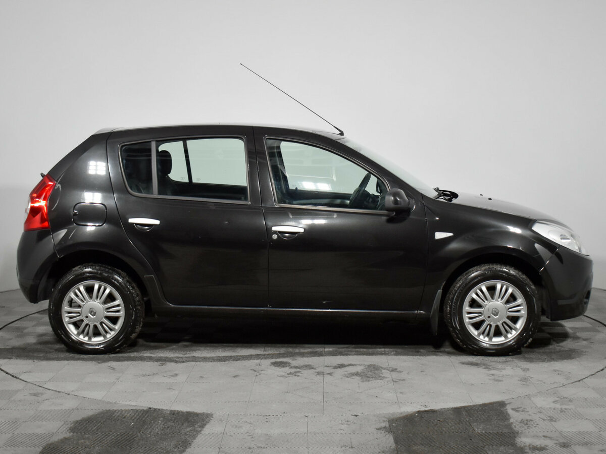 Б/У Рено Сандеро 2014 года. Фото: #3